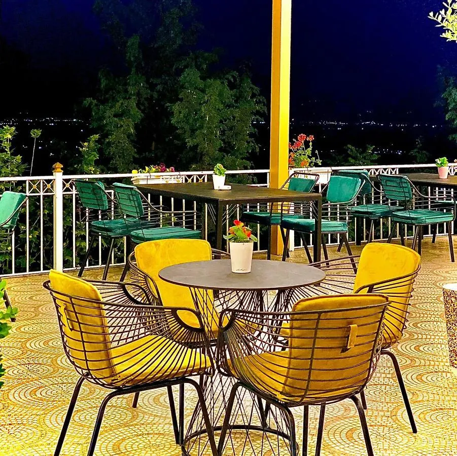 Ardenica Boutique Hotel Lushnjë