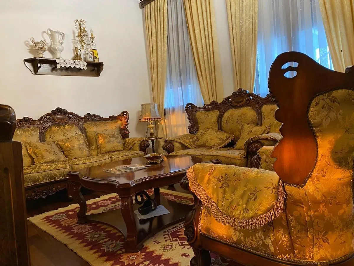 Ardenica Boutique Hotel Lushnjë