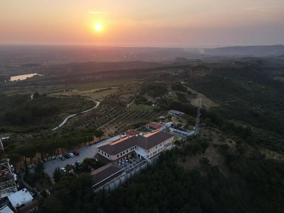 Ardenica Boutique Hotel Lushnjë
