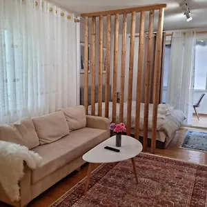 new-two-apartment-separated-in-tirana.hotels-in-tirana.com/