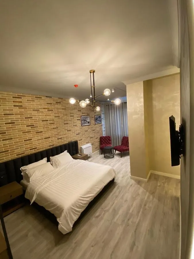 Ardenica Boutique Hotel Lushnjë
